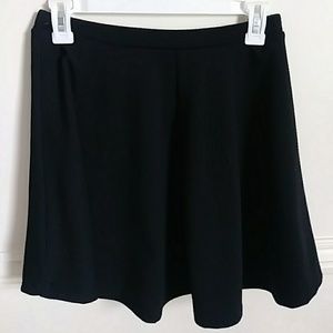 Black skater skirt